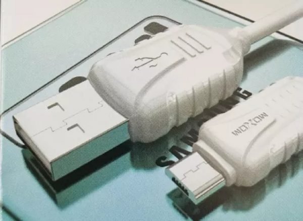 وصلة شحن وبيانات موكسوم MX-CB33 وصلة شحن وبيانات موكسوم MX-CB33